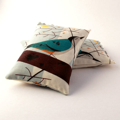 Birch Organic Charley Harper Wite Breasted Nut-hatch